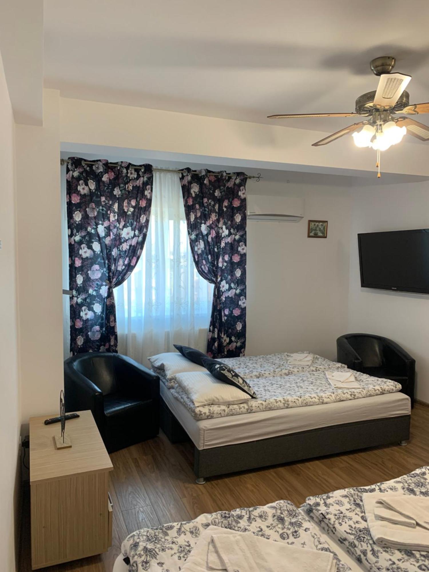 Criss Home Bulevard Алба-Юлия Экстерьер фото